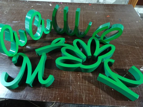 объемные буквы из акрила